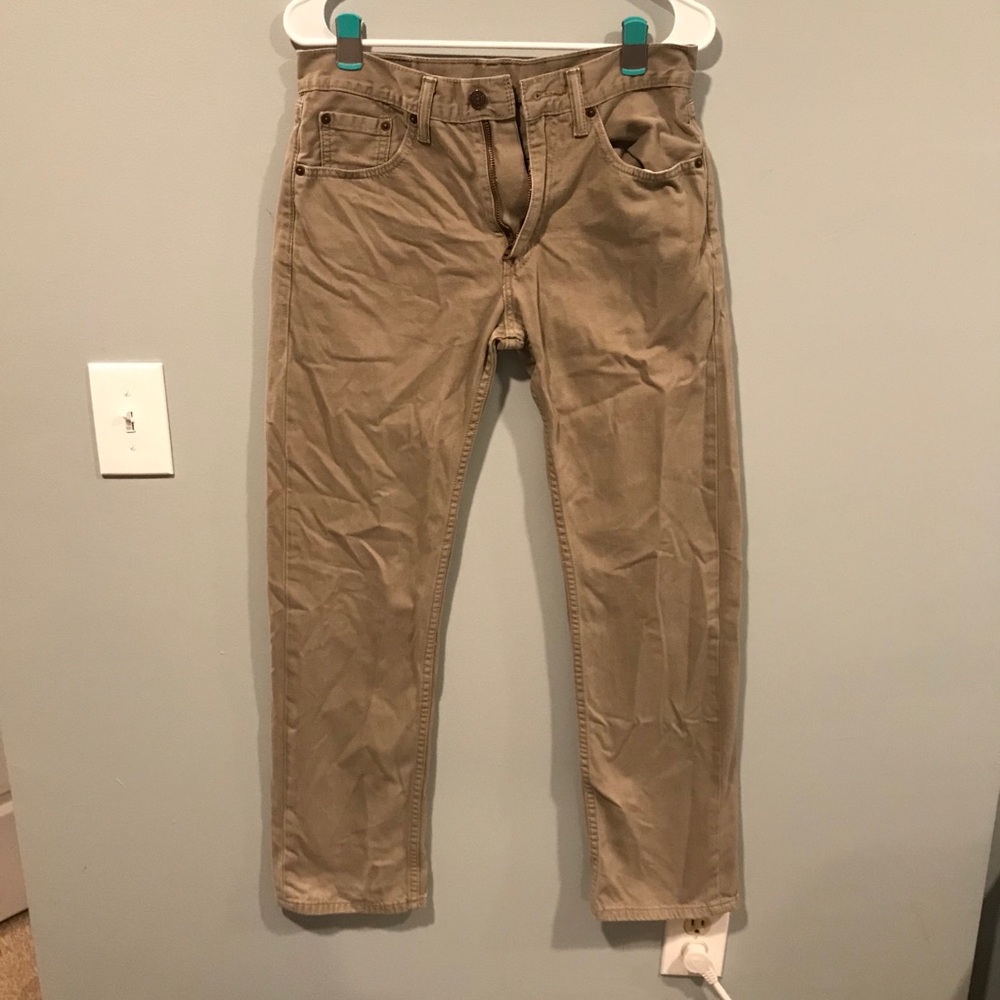 Men’s Levi Khakis
